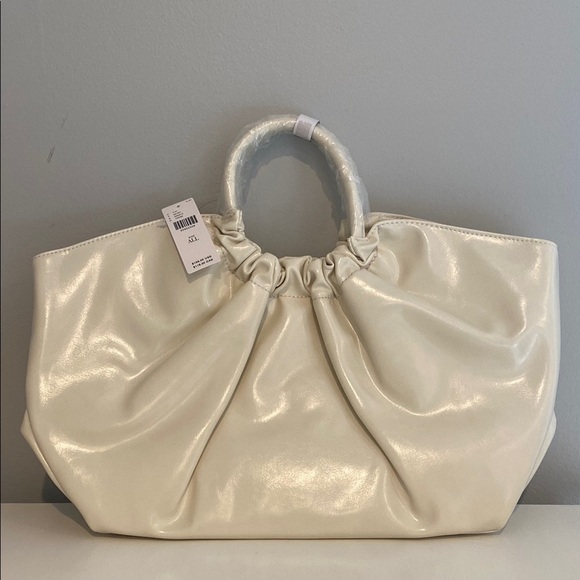NWT Anthropologie Crème Patent Leather Half Moon Women's Shoulder Bag - Picture 2 of 11